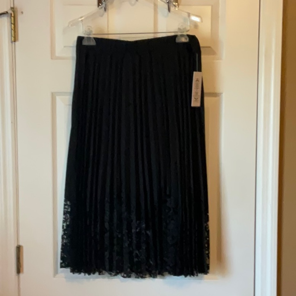 Nanette Lepore Black Lace Hem Boho Whimsical Pleated Black Midi Skirt Size Large
